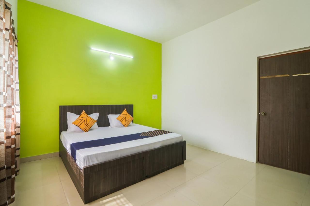 Spot On 65446 Hotel Kingston Rāipur Екстериор снимка