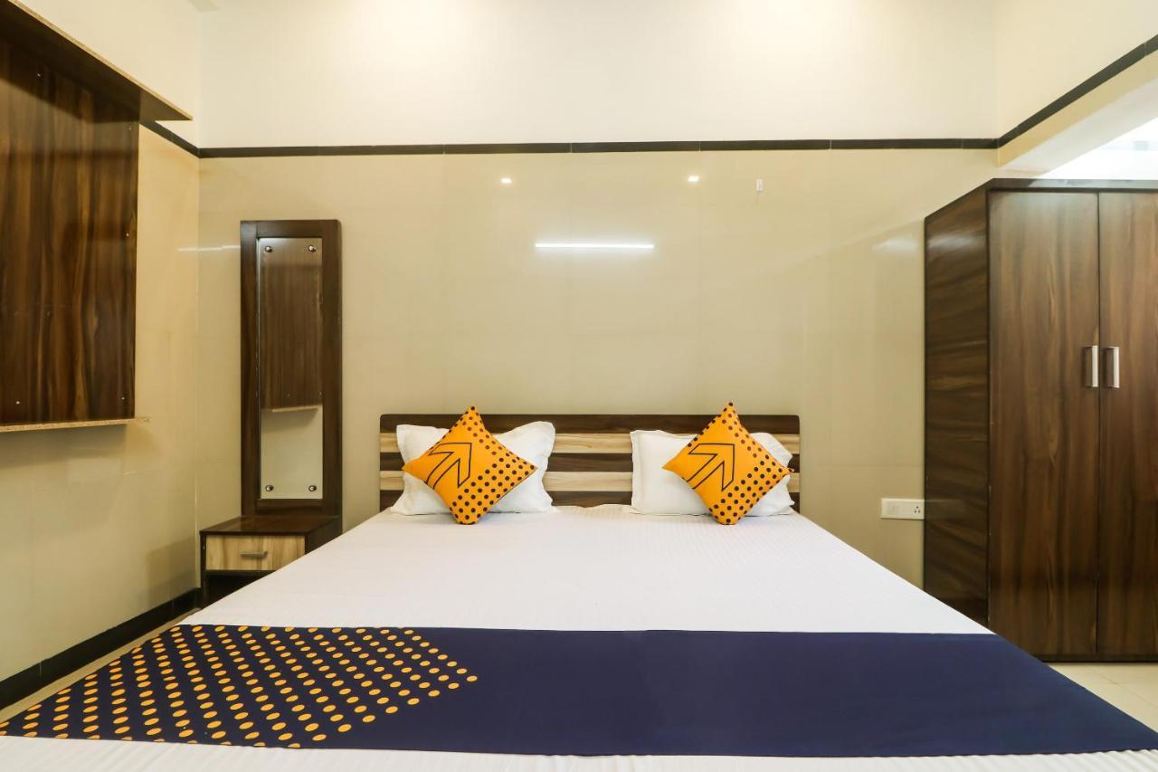 Spot On 65446 Hotel Kingston Rāipur Екстериор снимка
